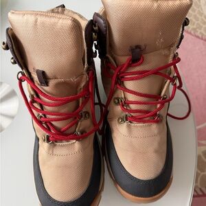 Joe fresh Men's versatile lightweight Tan hiking boots size 10